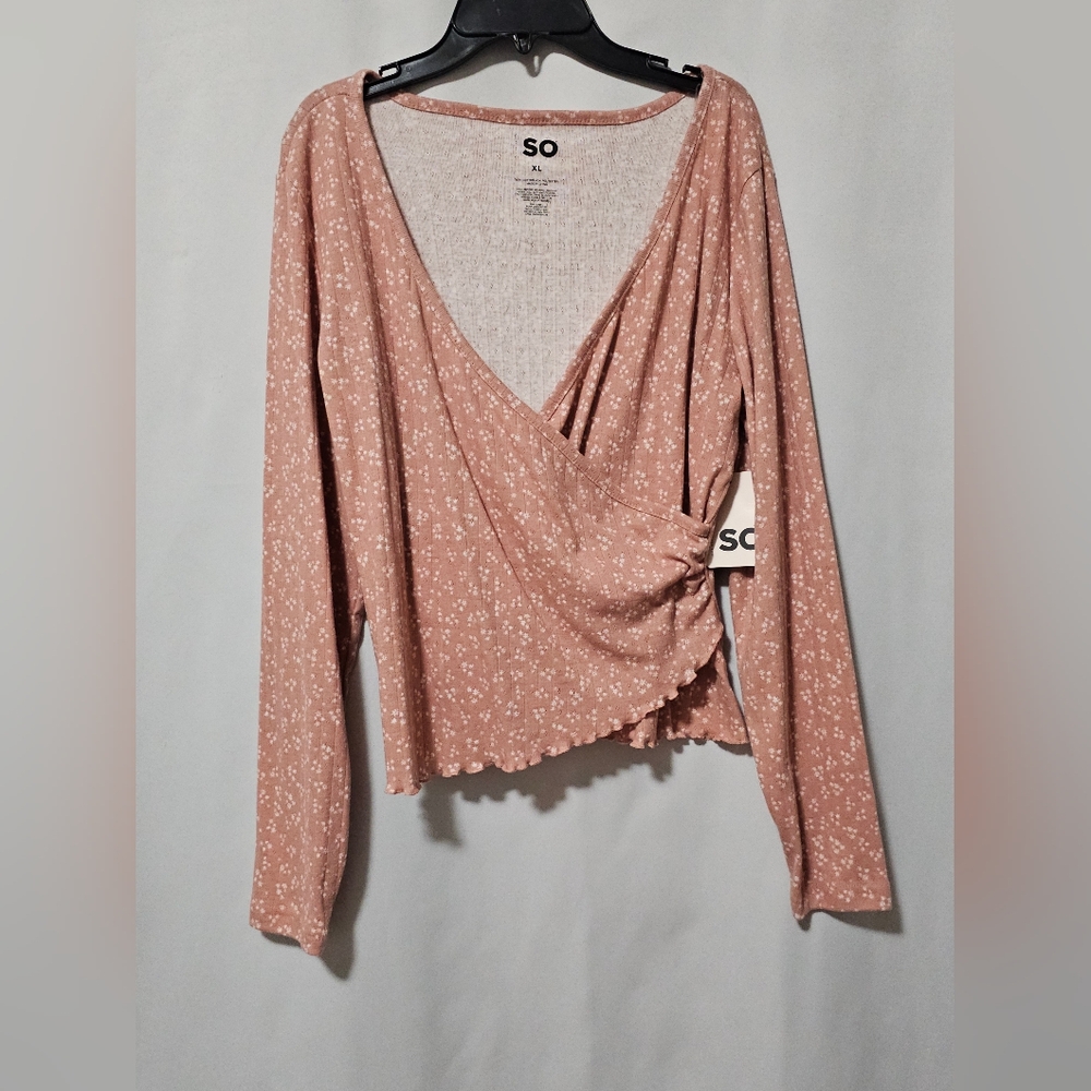 NWT SO Floral Top